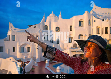 Casapueblo Museum. Heim und Werkbetrieb des lokalen Künstlers Carlos Paez Vilaró Punta Ballena, Punta del Este, Uruguay Stockfoto