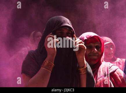 Holi Festiival in Brij, Barasnana, Utttar Pradesh, Indien, Asien Stockfoto