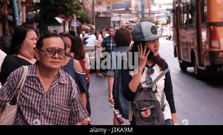 Menschen auf der Straße Nathan Road Prinz Edward Hong Kong Stockfoto