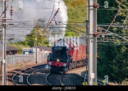 Warrington.United Kingdom.05 Mai 2017. LMS Jubilee Klasse 6 P 4-6-0 keine 45699 Galatea schleppen Großbritannien X Dampf Railtour von Grange über Sands t Stockfoto