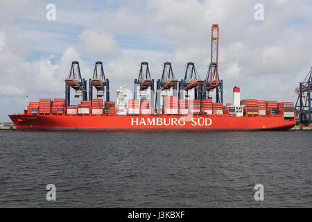 CAP SAN AUGUSTIN-Container-Schiff mit einer Kapazität von 9.600 TEU vertäut am Euromax Terminal in Rotterdam / Maasvlakte Stockfoto