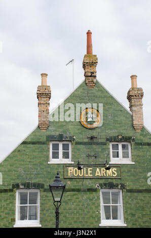 Poole Dorset Vereinigtes Königreich-24 April 2017: geflieste Traditionskneipe Stockfoto