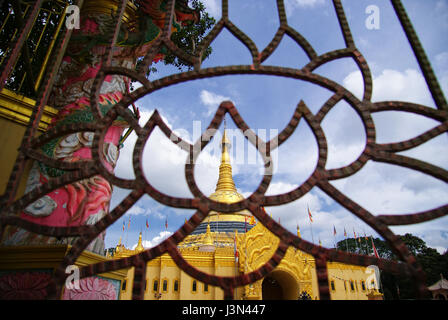 Lumbini Naturpark ist ein buddhistischer Tempel befindet sich in Berastagi North Sumatra, Indonesien Stockfoto