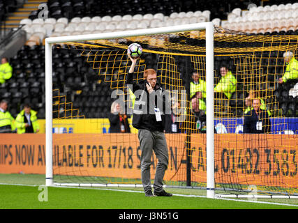 Die Hawk-Eye Torlinien-Technologie wird getestet, bevor der Premier League match im Stadion KCOM, Rumpf. Stockfoto