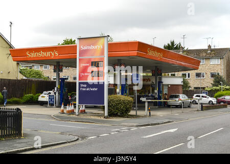 Sainsbury's Tankstelle, Nominierungsparteitag Road, Braintree, Essex Stockfoto