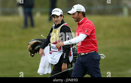 Spaniens Pablo Larrazabal während Tag eins der Golf-Sechser im Centurion Club, St Albans. Stockfoto