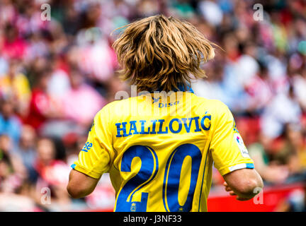 Gijón, Spanien. 6. Mai 2017. Alen Halilovic (Forward, UD Las Palmas) während das Fußballspiel der Saison 2016/2017 der spanischen Liga "La Liga" zwischen Real Sporting de Gijon und UD Las Palmas Molinón Stadion am 6. Mai 2016 in Gijon, Spanien. © David Gato/Alamy Live-Nachrichten Stockfoto