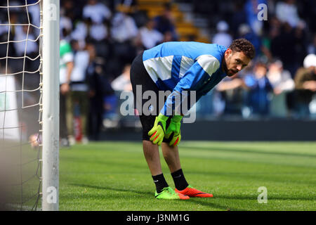 Udine, Italien. 7. Mai 2017. Ein sieht Talanta Torwart Etrit Berishaduring der Serie A Fußballspiel zwischen Udinese Calcio V Atalanta bei Dacia-Arena-Stadion am 7. Mai 2017. Bildnachweis: Andrea Spinelli/Alamy Live-Nachrichten Stockfoto