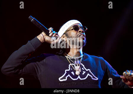 Memphis, Tennessee, USA. 6. Mai 2017. 2 Chainz führt auf 2017 Beale Street Music Festival in Tom Lee Park am 5. Mai 2017 in Memphis, Tennessee. Bildnachweis: Das Foto Zugang/Alamy Live-Nachrichten Stockfoto