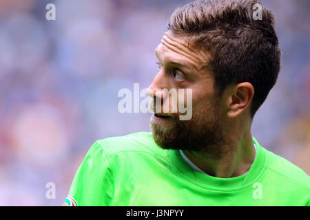 Udine, Italien. 7. Mai 2017. Atalantas Mittelfeldspieler Alejandro Gomez sieht in der Serie A Fußballspiel zwischen Udinese Calcio V Atalanta bei Dacia-Arena-Stadion am 7. Mai 2017. Bildnachweis: Andrea Spinelli/Alamy Live-Nachrichten Stockfoto