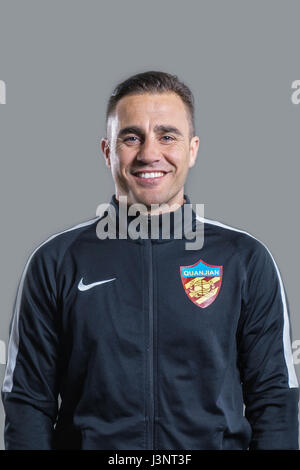 Porträt des Kopfes Trainer Fabio Cannavaro von Tianjin Quanjian F.C. für die 2017 Chinese Football Association Super League, in Yancheng Stadt, Ost-China Jiangsu Provinz, 27. Februar 2017. Stockfoto