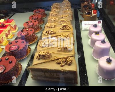 Wien, Österreich, Detail, österreichische Kuchen im „Cinside Cafe Central »“ Stockfoto