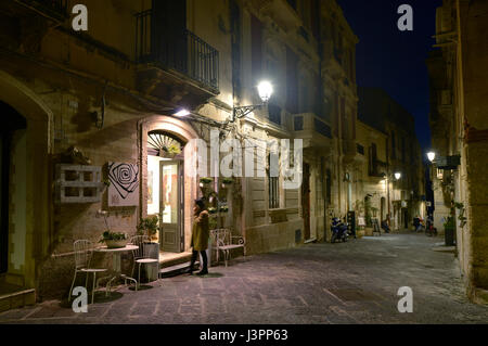 Altstadtgasse, Syrakus, Sizilien, Italien Stockfoto