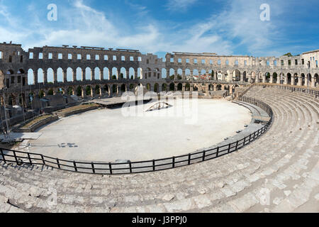 Römisches Amphitheater, Pula, Istrien, Kroatien Stockfoto