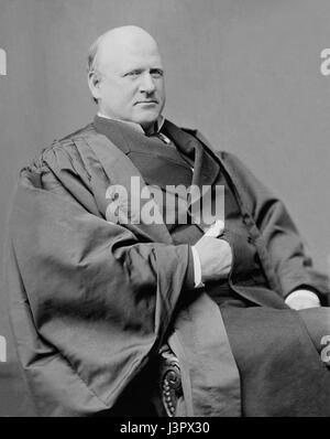 John Marshall Harlan war ein einflussreicher Richter am Obersten Gerichtshof der Vereinigten Staaten, der für seine starken Meinungsverschiedenheiten bekannt war. Dieser Verweis bezieht sich wahrscheinlich auf ein bestimmtes Bild oder ein historisches Dokument, das mit ihm in Verbindung steht und einen staubigen oder erhaltenen Zustand zeigt. Stockfoto