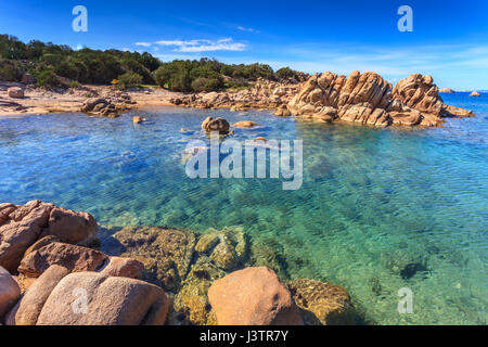 Die wunderschöne Küste rund um Capo Ceraso, Sardinien Stockfoto
