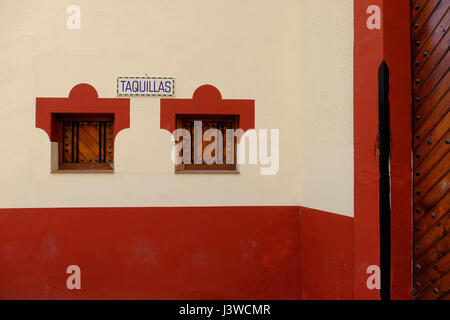 Ticket-Boxen außerhalb der Stierkampfarena. Almendralejo, Provinz Badajoz, Extremadura, Spanien. Stockfoto