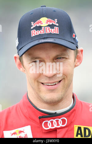 Hockenheim, Deutschland. 7. Mai 2017. Mattias Ekstroem Schwedens von Audi Sport Team Abt im Bild vor der Deutschen Tourenwagen Masters (DTM, beleuchtet. "German Tuoring Auto Masters") Rennen auf dem Hockenheimring in Hockenheim, Deutschland, 7. Mai 2017. Foto: Uwe Anspach/Dpa/Alamy Live News Stockfoto