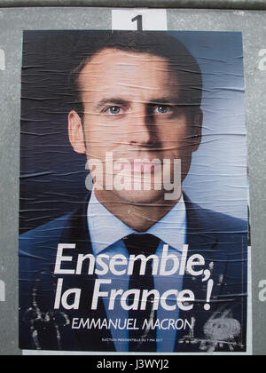 Präsidentschaftswahlen in Frankreich, 2017, Emmanuel Macron 65,5 % gewinnt französische Präsidentenwahl, besiegte Marine le Pen Wahlkabine 34,5 %. Bildnachweis: Ania Freindorf/Alamy Live-Nachrichten Stockfoto