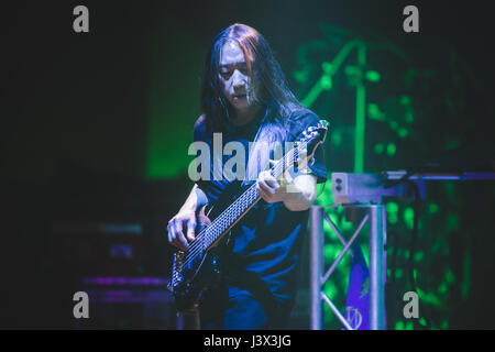 Turin, Italien. 7. Mai 2017. Dream Theater, die live auf der Bühne im Auditorium Lingotto in Turin für ihre "Bilder, Worte und darüber hinaus" Tour 2017-Konzert. : Bildnachweis Cronos/Alessandro Bosio: Cronos/Alamy Live-Nachrichten Stockfoto