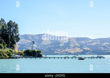 Akaroa, Neuseeland. 28. Januar 2017. Akaroa, New Zealand - 28. Januar 2017 - Gesamtansicht der Akaroa Head Ligthouse am 28. Januar 2017 in Akaroa, Neuseeland. | Nutzung weltweit Credit: Dpa/Alamy Live-Nachrichten Stockfoto