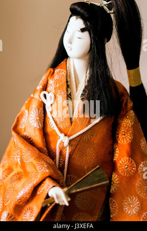 Geisha Frau Figur in Studioumgebung Stockfoto