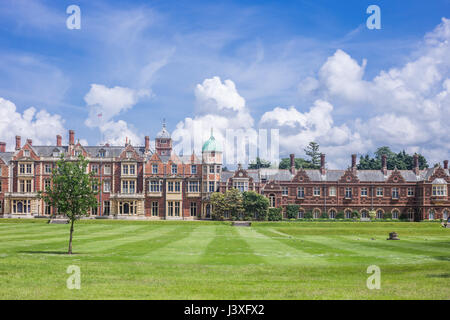 Sandringham House auf dem Anwesen von Sandringham, Norfolk, Großbritannien Stockfoto