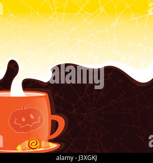 Halloween gestylt Tasse mit einem heißen Getränk auf dem Hintergrund einer dunklen Spinnennetz für Ihren Text. Stockfoto