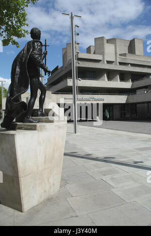 London, England, 22. April 2017 - Nationaltheater, Southbank Themse Stockfoto