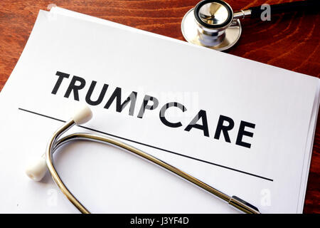 Dokumente mit Titel Trumpcare. Reform des Gesundheitswesens Versicherungs-Konzept. Stockfoto