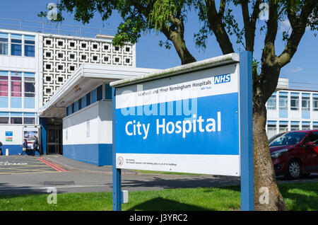 Stadtkrankenhaus und Birmingham Behandlungszentrum an der Dudley Road in Birmingham Stockfoto