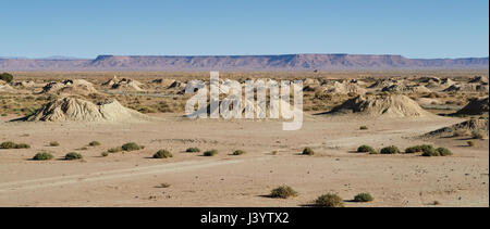 Wasser gut in die Wüste Sahara, Marokko, Afrika Stockfoto