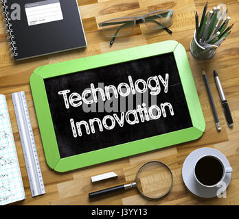 Kleine Tafel mit Technologie-Innovation-Konzept. 3D. Stockfoto