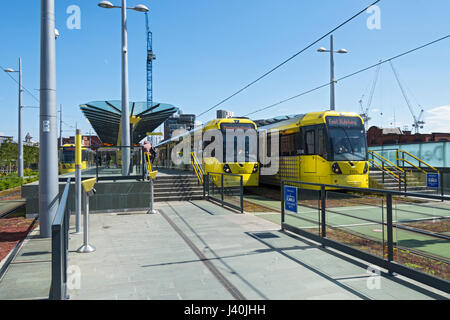 Metrolink Straßenbahnen Deansgate Castlefield Tram halten, Manchester, England, UK Stockfoto