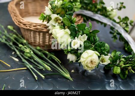 Machen Gemeinschaft Kränze Stockfoto