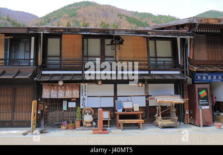 Traditionelles Restaurant im historischen Haus Naraijyuku Straße in Nagano Japan. Naraijyuku ist berühmt für traditionelle Häuser und Unterkunft erhalten. Stockfoto