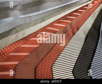 Krawatten im Kaufhaus anzeigen Stockfoto