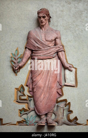 Der Prophet Jesaja. Farbige Lehm Relief des tschechischen Bildhauers Jan Znoj (1936-1938) in der Gemeinde Haus der Tschechoslowakischen Hussitischen Kirche (Husův Sbor) im Stadtteil Vinohrady in Prag, Tschechische Republik. Stockfoto