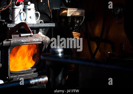 Beschriftung des Motors von der Bluebell Railway Lokomotive Stockfoto