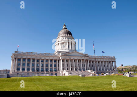 Utah State Capitol Building befindet sich in Salt Lake City, Utah und mit Blick auf das gesamte Tal von Salt Lake City Stockfoto