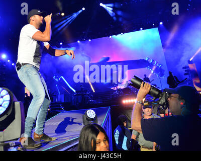 Rock den Ozean Tortuga Music Festival - Tag 1 - Performances mit: Luke Bryan wo: Fort Lauderdale, Florida, Vereinigte Staaten, wann: 7. April 2017 Kredit: Johnny Louis/WENN.com Stockfoto