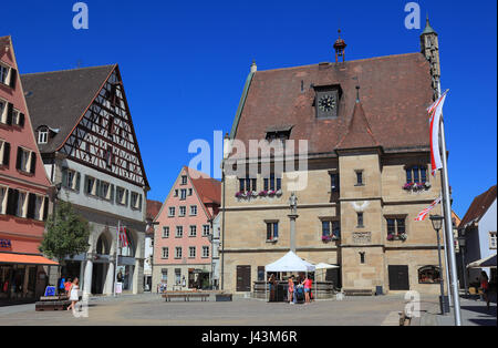 Rathaus und Häuser im Zentrum Stadt, Weißenburg in Bayern, einer Stadt im mittleren Franken, Bayern, Deutschland Stockfoto