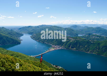 Val Intelvi, Italien. 9. Mai 2017. Blick vom Sighignola auf den Golf von Lugano Credit: Mauro Piccardi/Alamy Live-Nachrichten Stockfoto