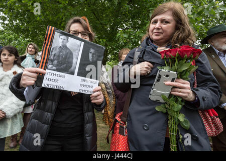 London, UK. 9. Mai 2017. Tag des Sieges und Akt des Gedenkens an das Sowjetische Ehrenmal zum 72. Jahrestag des zweiten Weltkriegs verbündet Sieg. Bildnachweis: Guy Corbishley/Alamy Live-Nachrichten Stockfoto