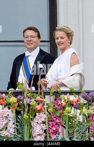 Oslo, Norwegen. 9. Mai 2017. Prinz Constantijn und Prinzessin Mabel von den Niederlanden besuchen die 80. Geburtstagsfeiern von König Harald und Königin Sonja von Norwegen im königlichen Palast in Oslo, Norwegen, 9. Mai 2017. Foto: Patrick van Katwijk POINT DE VUE · KEIN DRAHT-SERVICE · Foto: Patrick van Katwijk/Dutch Photo Press/Dpa/Alamy Live News Stockfoto