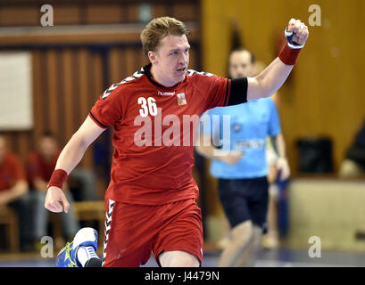 Zlin, Tschechische Republik. 6. Mai 2017. Tschechische Petr Slachta in Aktion während der Herren-Handball-EM-Qualifikationsspiel: Tschechien Vs Ukraine in Zlin, Tschechische Republik, 6. Mai 2017. Bildnachweis: Dalibor Gluck/CTK Foto/Alamy Live-Nachrichten Stockfoto