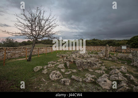 Antike Nekropole von Li Muri - Arzachena-Sardinien Stockfoto