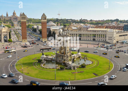 BARCELONA, Spanien - 15. April, 2017:Placa de Espanya Kreisverkehr Barcelona.View von Arenas De Barcelona. Stockfoto