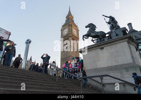 Straße Blick auf die Häuser des Parlaments Stockfoto