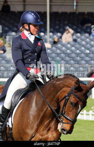 Izzy Taylor Dressur Badminton 050517 Stockfoto